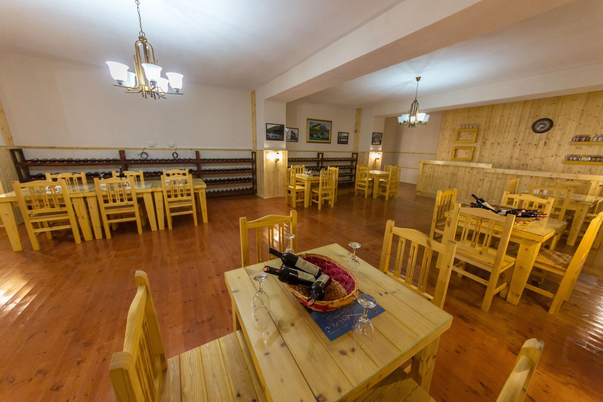 Hotel Belagrita Berat Ngoại thất bức ảnh